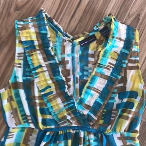 ❣️❣️❣️Sleeveless Ruffle Front Top